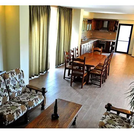 Casa de hóspedes Yustina Ustina