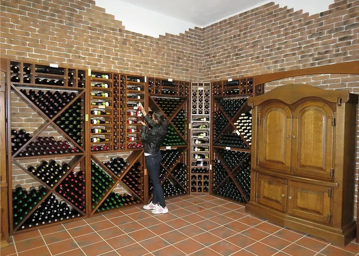 Yustina Къща за гости