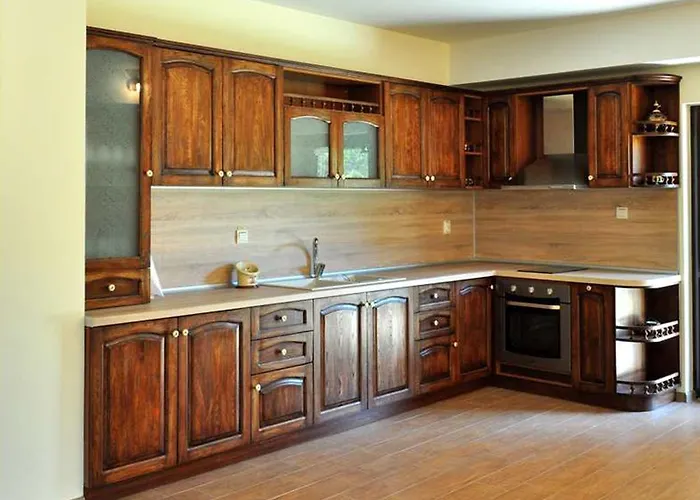 Yustina Къща за гости Ustina